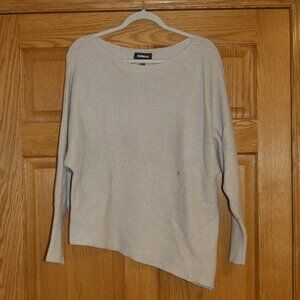 NWT Asymmetrical Gray Sweater Size M